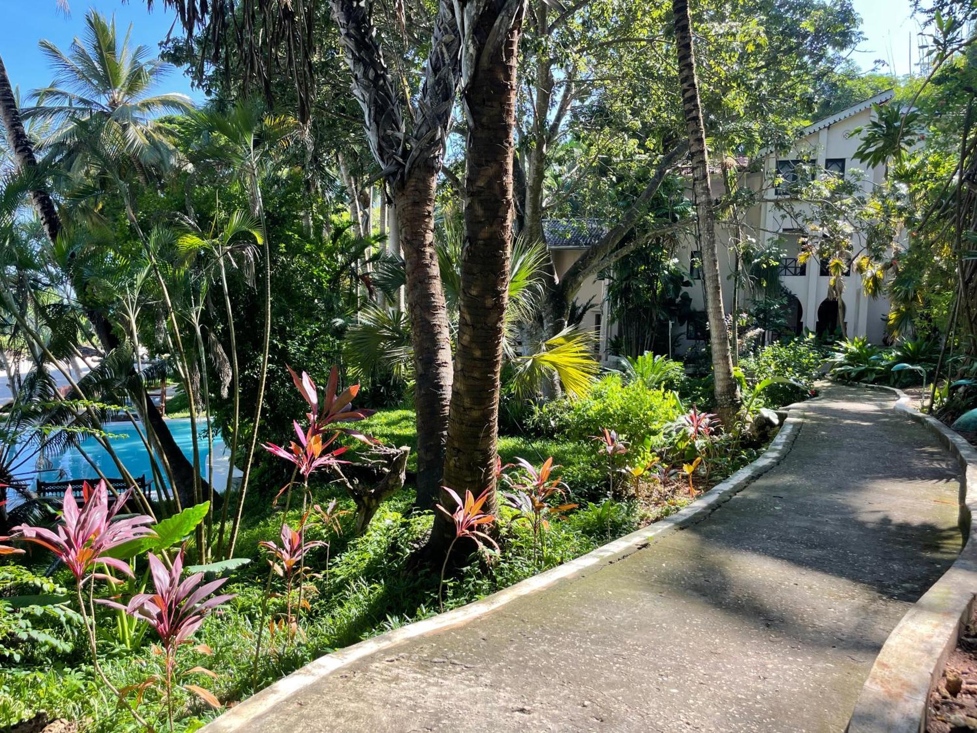 Mbweni Ruins & Gardens Previously Jungle Paradise Zanzibar Bagian luar foto